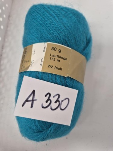 50g / viac ks skladom   80% polyacryl 20% Mohair