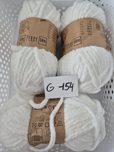 300g mäkučkej priadze