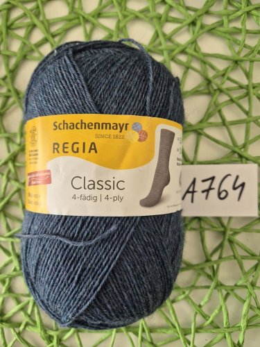 100g ponožkovej priadze REGIA